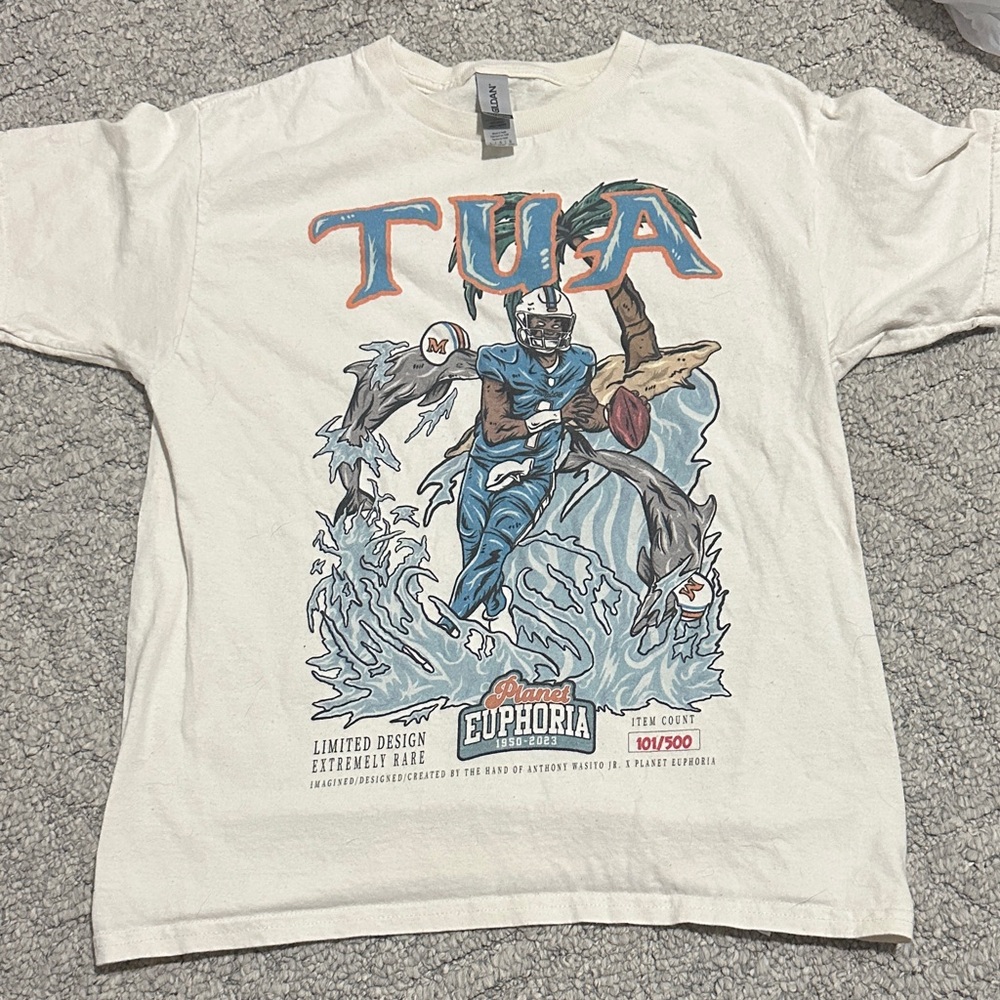 Planet Euphoria Tua Shirt